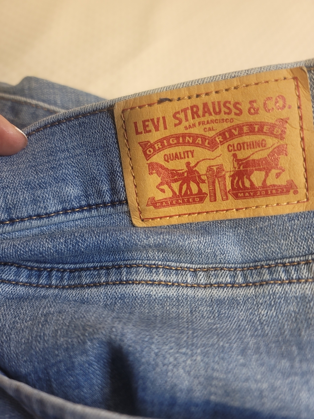 Levi's Light Blue Slim Men's Jeans with Tan Leather Patch